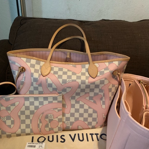 LV Tahitienne Neverfull - Picture 5 of 16